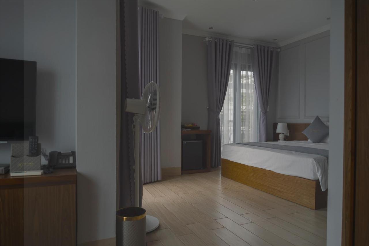 The Confetti Hotel Ha Long Bagian luar foto