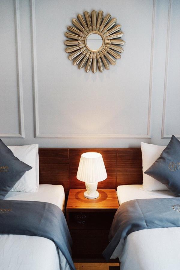 The Confetti Hotel Ha Long Bagian luar foto
